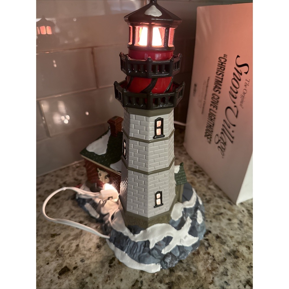 Dept 56 Snow Village 1995 Lighted Christmas Cove Lighthouse Building Vintage - Picture 6 of 14